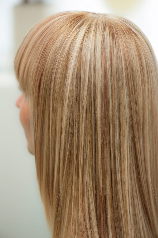 Blondierte Haare pflegen