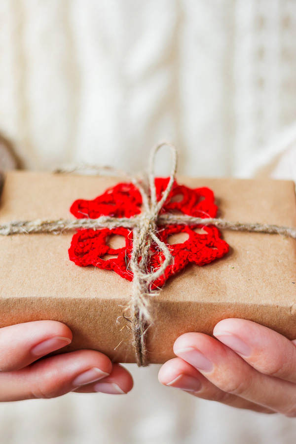 Jungs über selbstgebastelte Geschenke