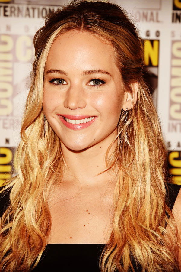 Jennifer Lawrence mit langen Haaren