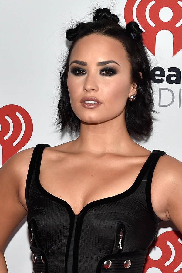 Demi Lovato: Fishgape