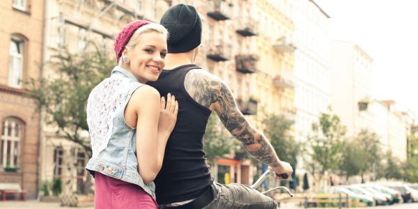 Flirten lernen: Alles rund um Jungs & Dates