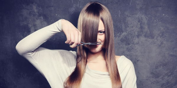 Langer Pony: Tipps zum Nachschneiden und Stylen