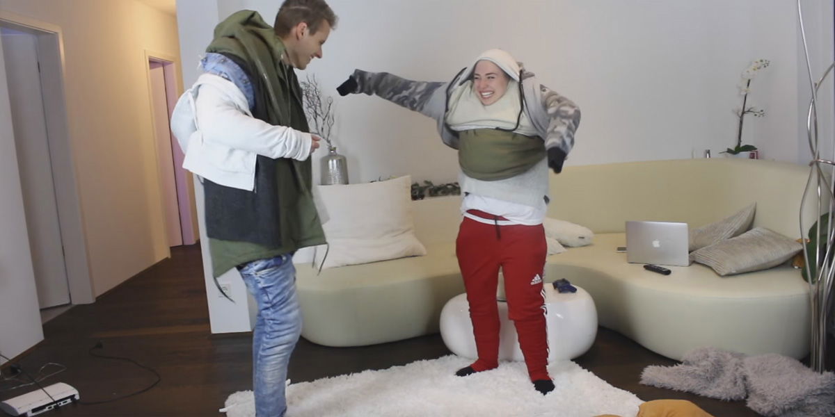 100 Lagen Kleidung: Bibi und Julian testen es!