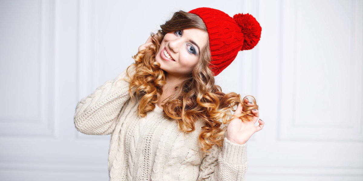 Frisuren für Mützen Inline