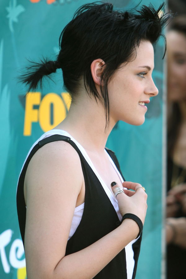 Kristen Stewart mit Pferdeschwanz