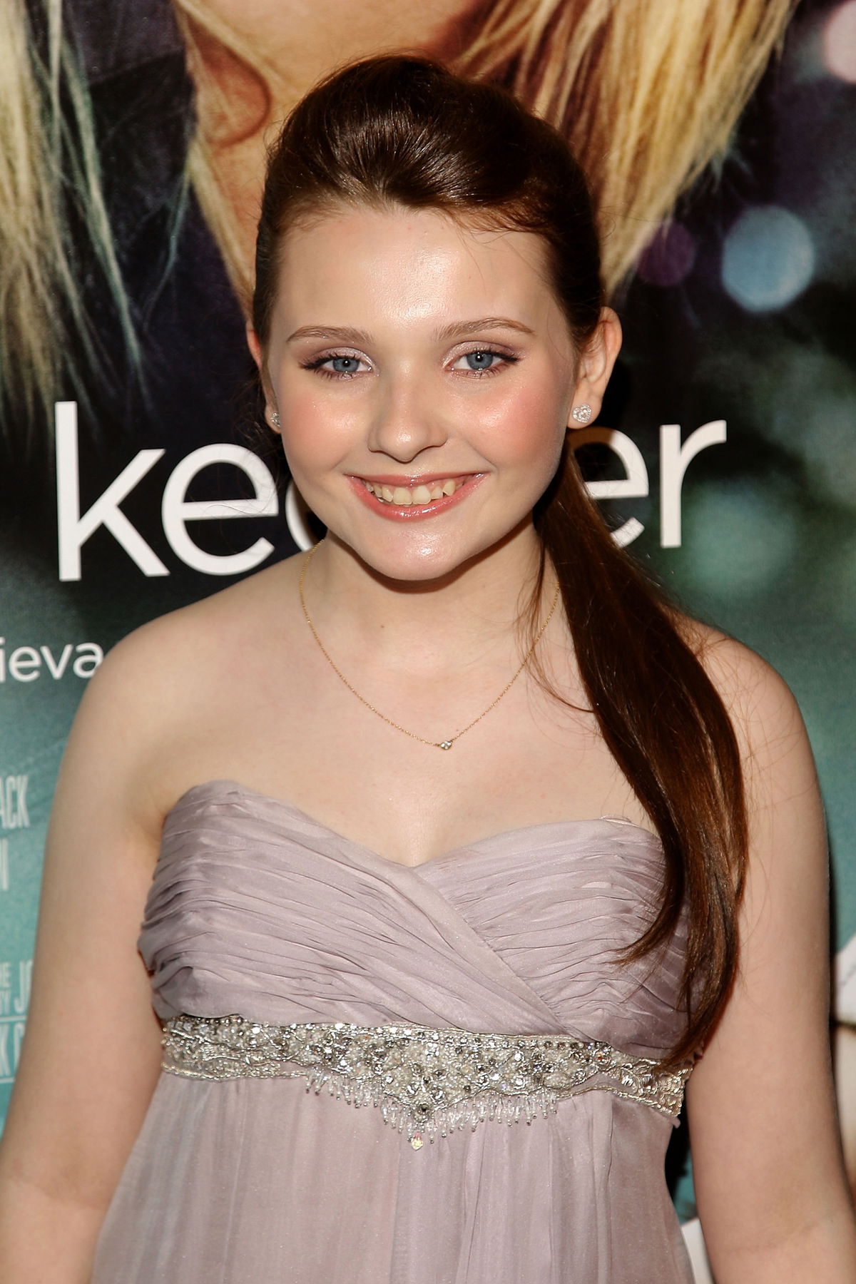 Abigail Breslin mit Pferdeschwanz