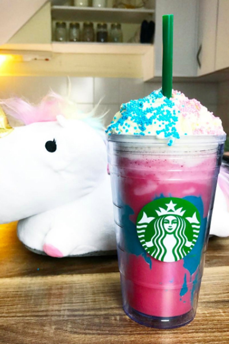 Einhorn-Frappuccino von Starbucks selbermachen