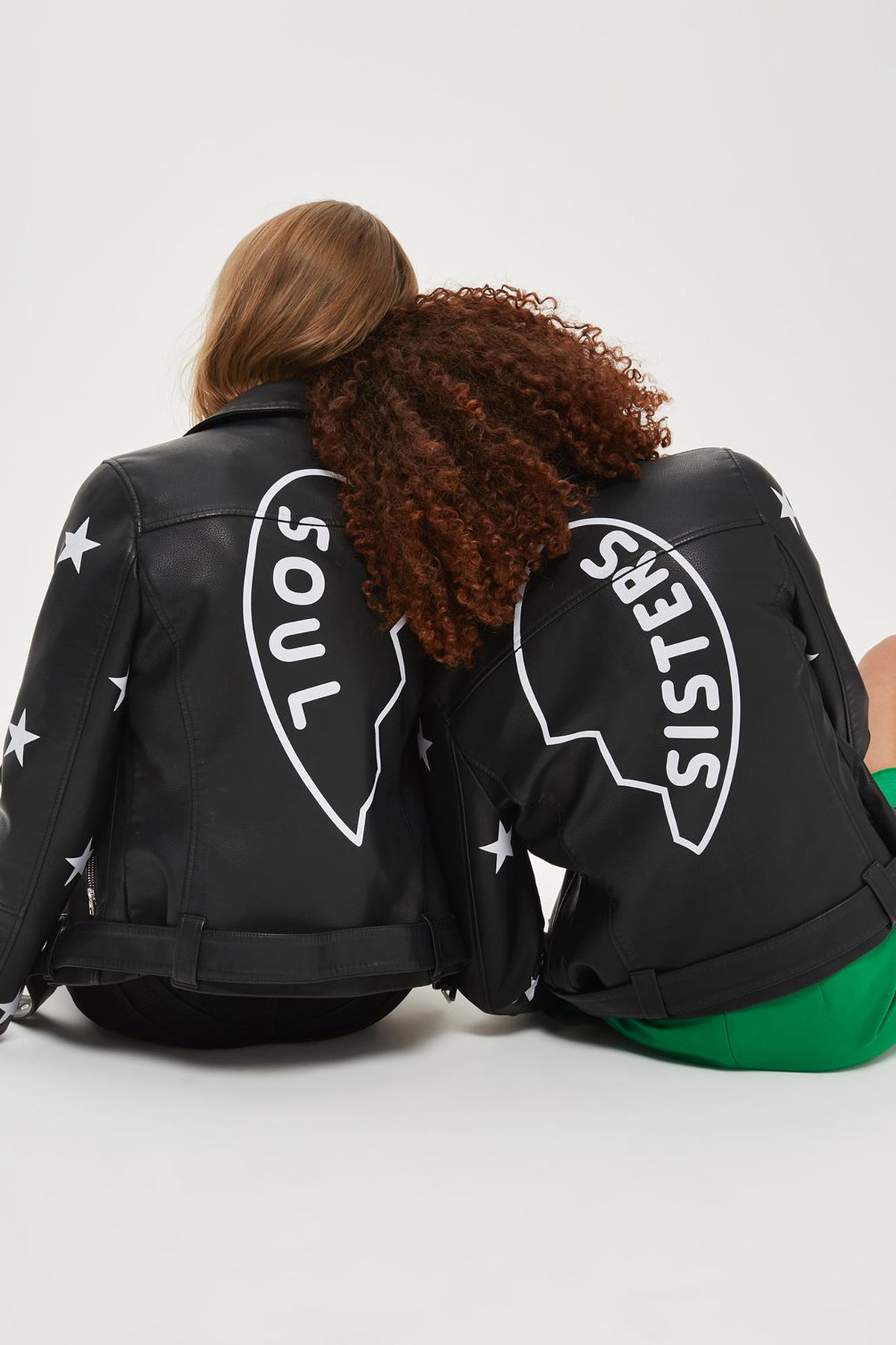 Topshop-BFF-Lederjacke-mit-Soul-Sister-Motiv-inline