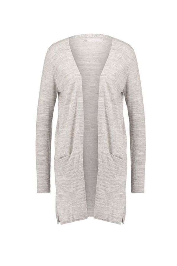 Ein Cardigan ist der perfekte Reisebegleiter