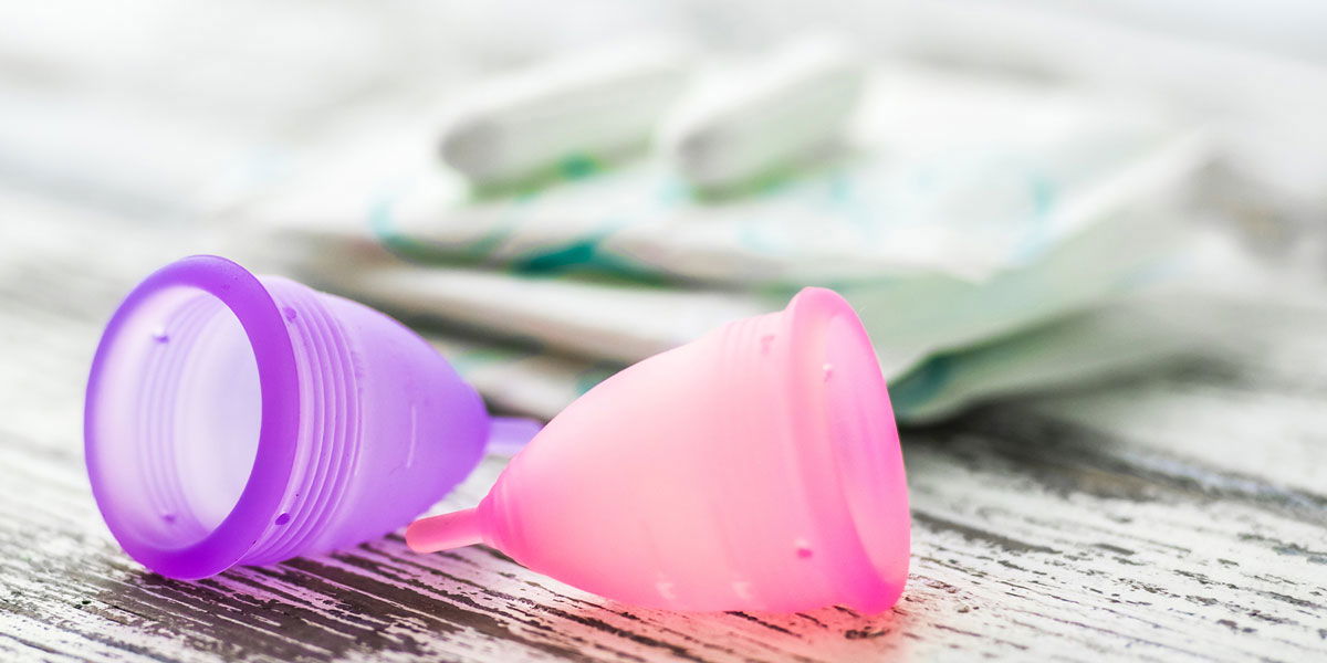 Die Menstruationstasse: 6 Gründe, warum sie besser ist als Tampons oder Binden
