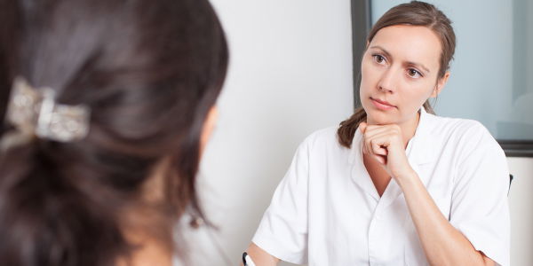 Die Hormonspirale: So funktioniert das Verhütungsschirmchen