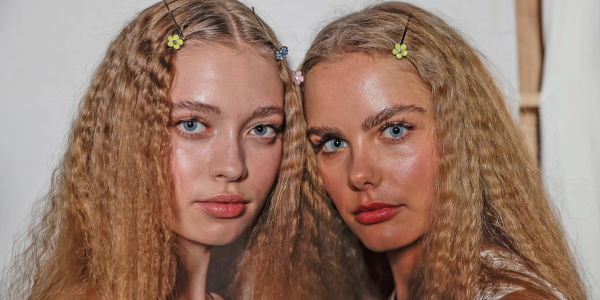 OMG! Dieser 90er-Jahre-Haar-Style ist jetzt zurück!