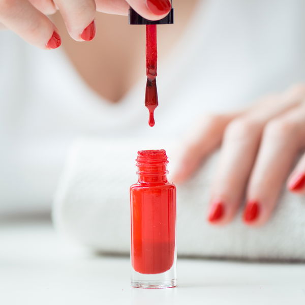 So lange hält Nagellack