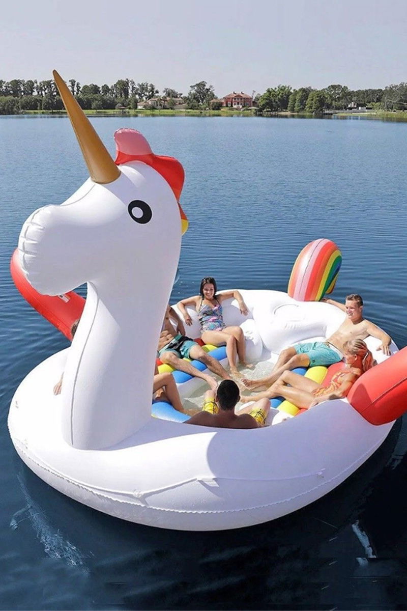 Jetzt kommt die Einhorn-Schwimminsel