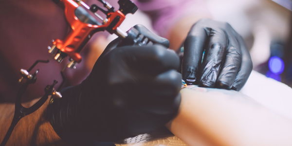 Promi-Tattoos: der coole, schöne und lustige Hautschmuck der Stars
