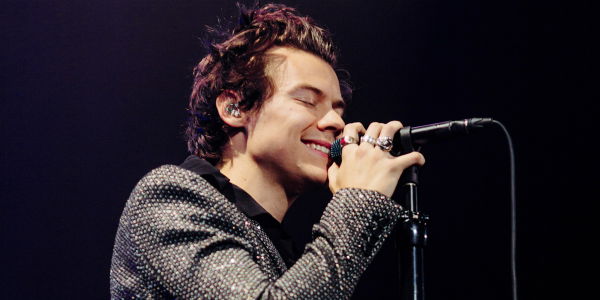 Harry Styles: Hat er hier eine Erektion bei seinem Konzert?