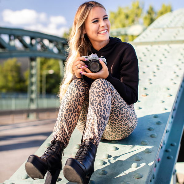 Hose mit Leo-Print