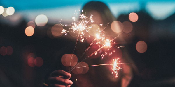 Diese Sternzeichen werden an Silvester geküsst!