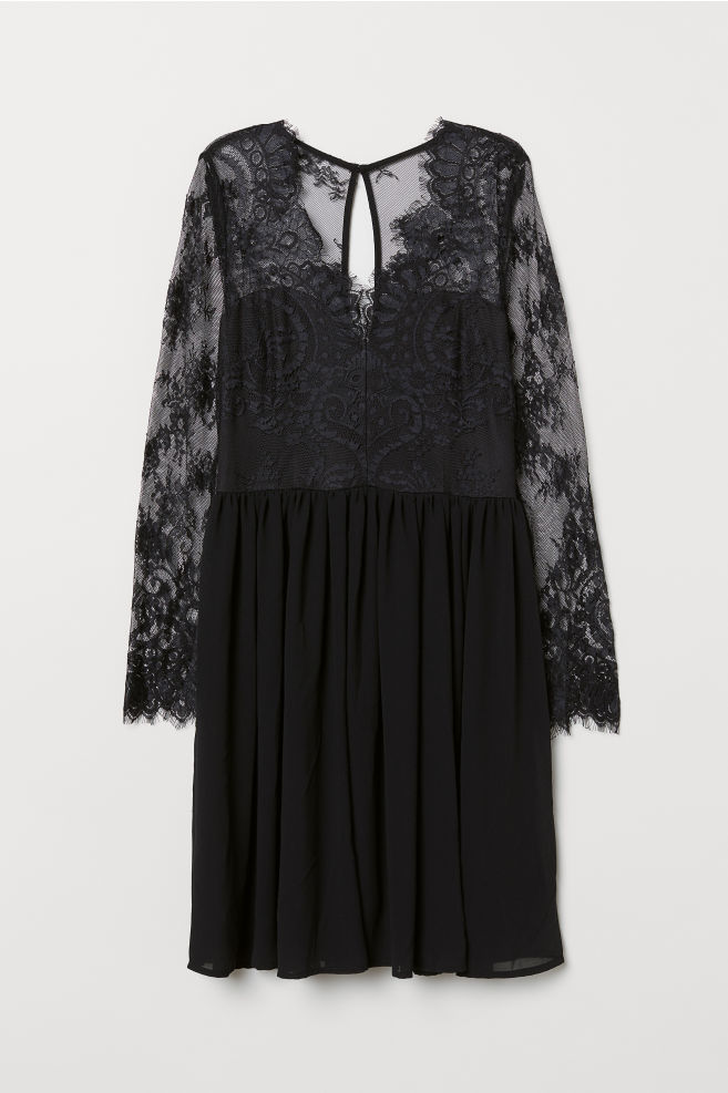 Schwarzes Spitzenkleid für die Konfirmation von H&M