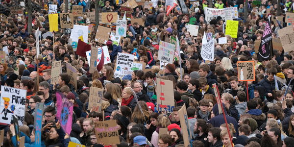 Fridays for Future: Diese Schule droht Eltern mit Bußgeld!