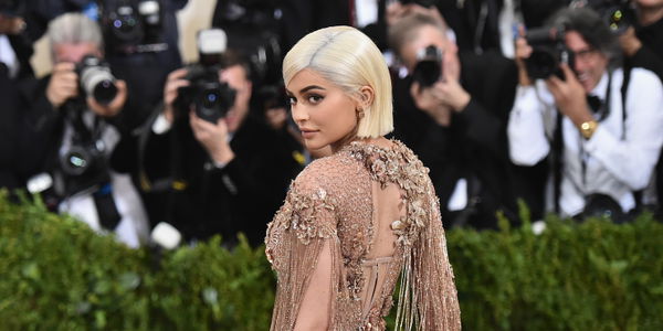 Kylie Jenner: Mit ihrer neuen Kosmetik-Kollektion sorgt sie für einen Shitstorm