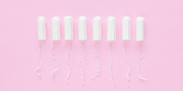Kann das Tamponbändchen reißen oder sich aus dem Tampon lösen?