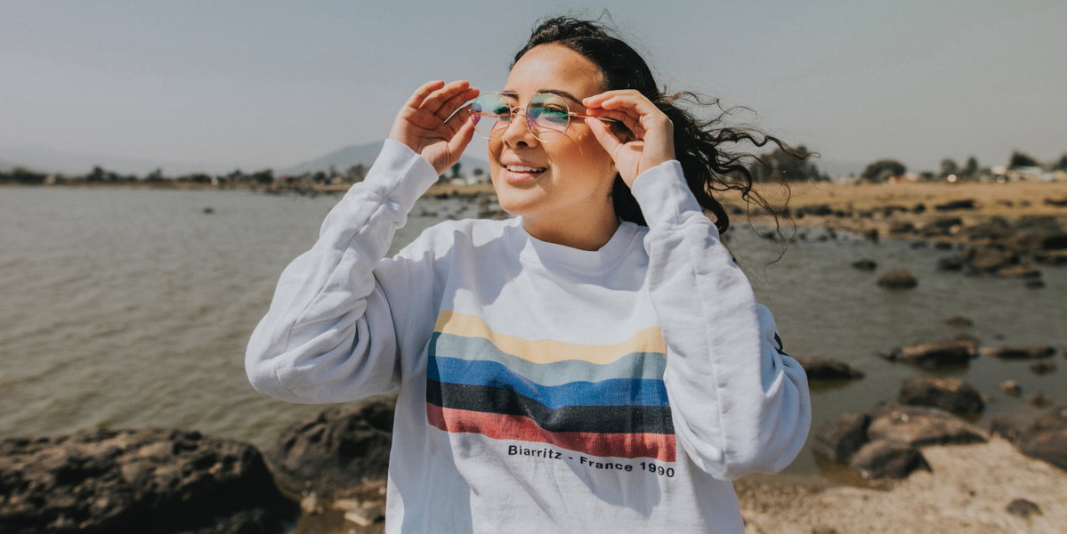 Horoskop Thema: Mädchen mit Brille